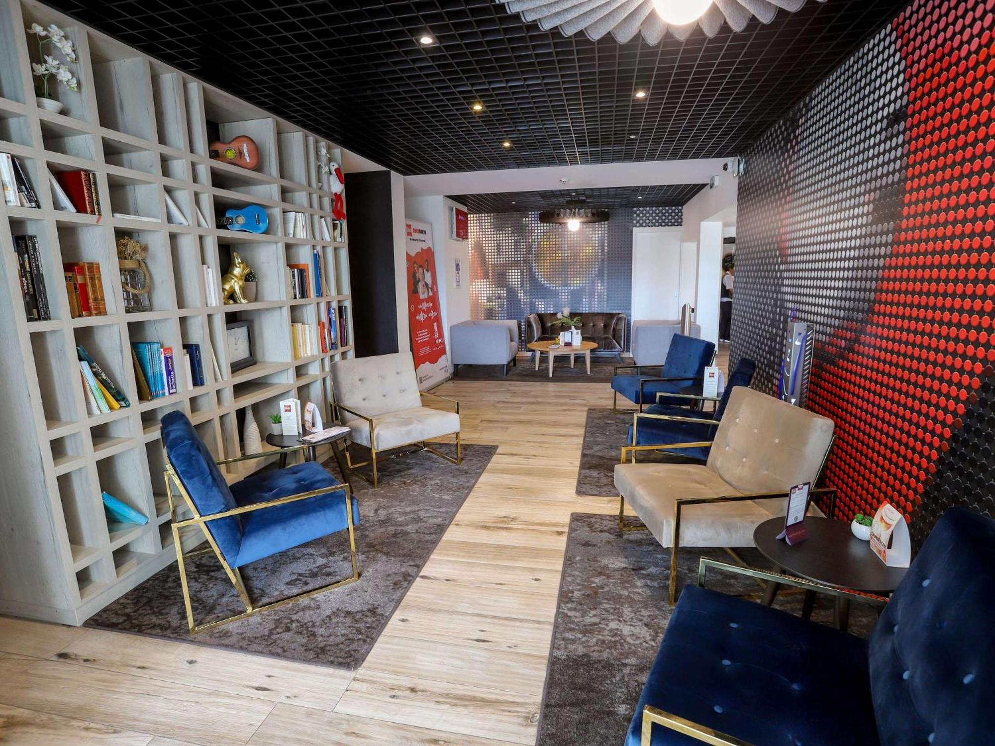 Hotel Ibis Haguenau Strasbourg Nord Esterno foto